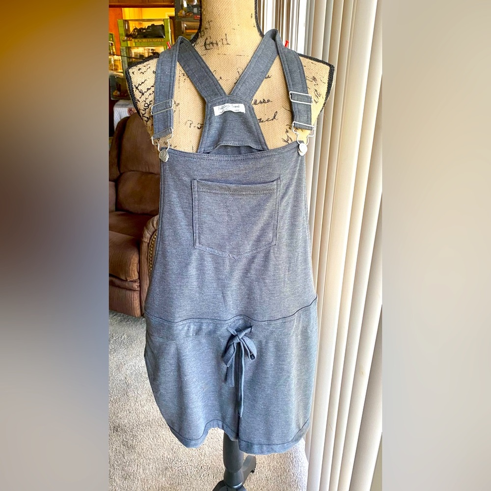 Heather gray lounge shortalls